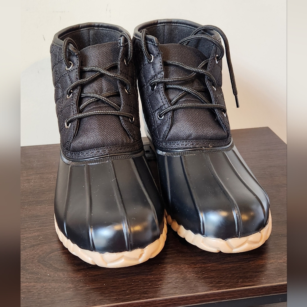 St. John's Bay Womens Denton Flat Heel Rain Boots